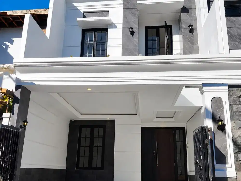 Dijual Rumah 2 Lantai Siap Huni lokasi Kertajaya Surabaya Timur