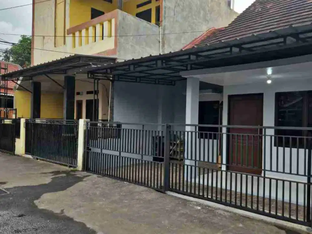 rumah cipayung jakarta timur 700jtan