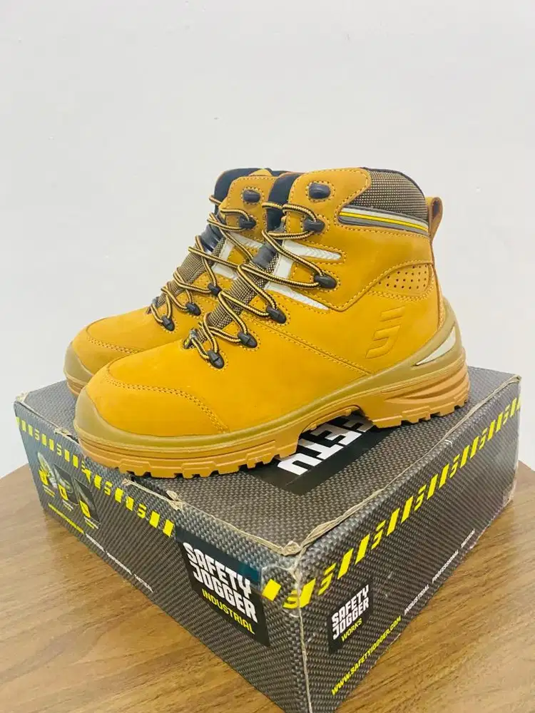 New Safety Jogger Ultima Sand Size 39 Original