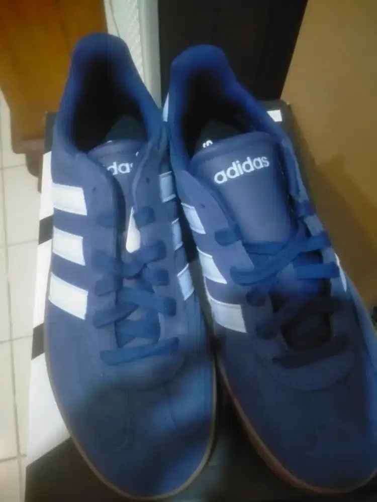 Sepatu Adidas Barreda Tennis / Padel US 9,5
