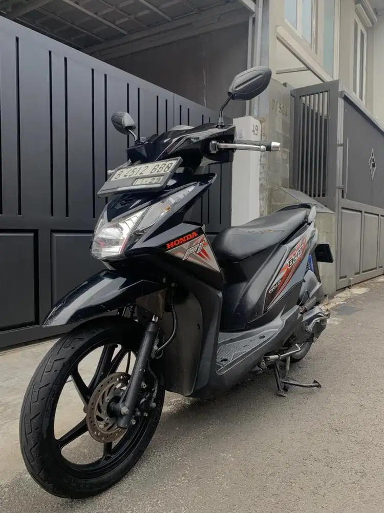 selama iklan masih tersedia berarti masih ada ya ganteng/cantik