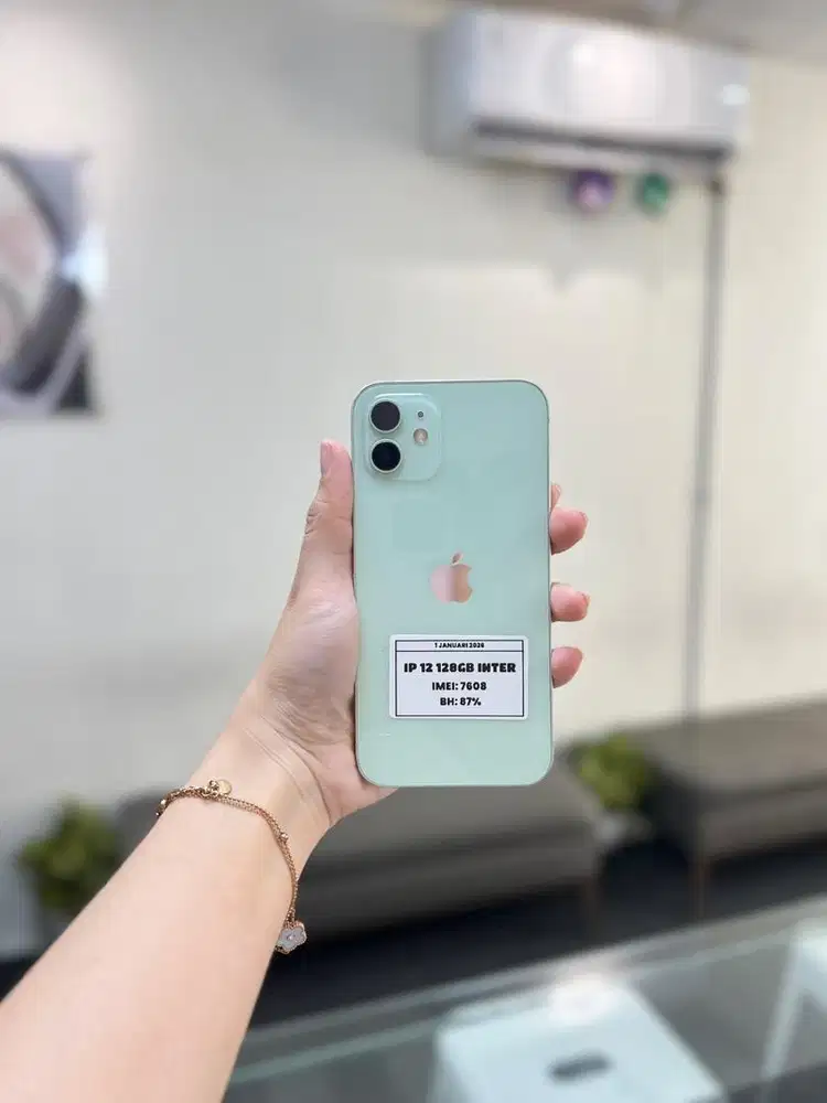iPhone 12 128Gb Mulus Nominus Fullset Bergaransi Menerima Tt