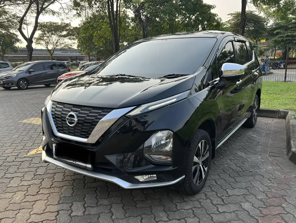 Nissan Livina VL AT 2019 Hitam Istimewa