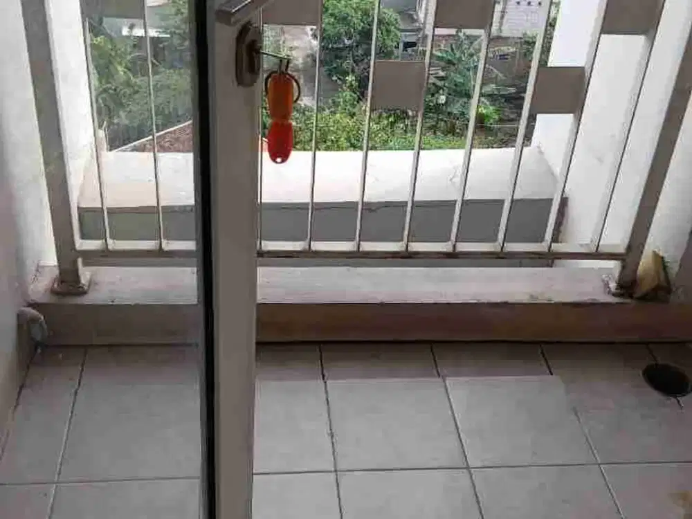 Apartemen sebrang mall summrecon bekasi