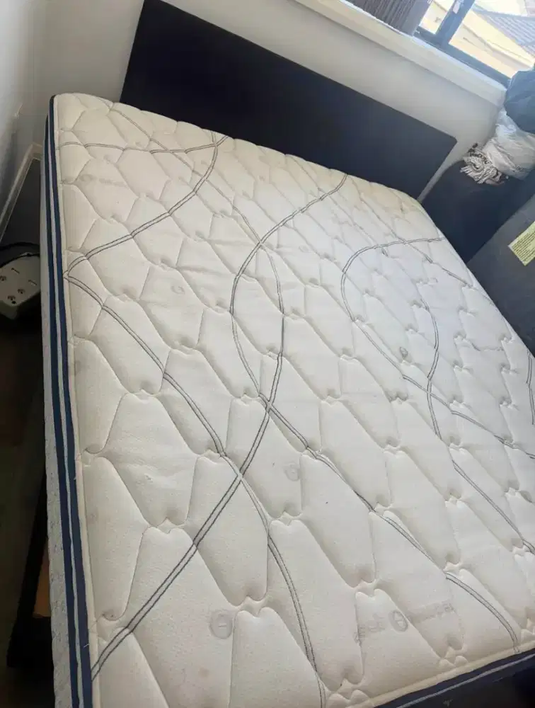 Kasur Bed King Koil