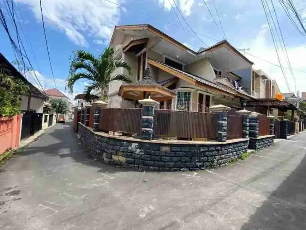 rumah nyos hook di asem baris, tebet