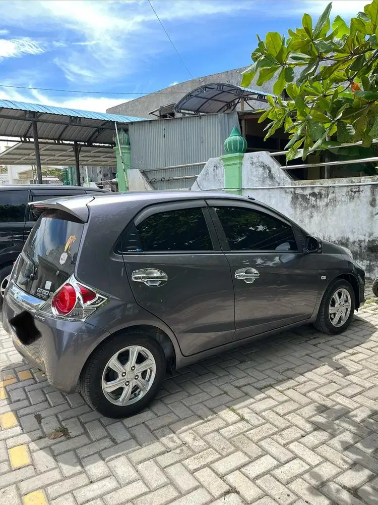 Bismillah Dijual cepat brio e cvt 2017