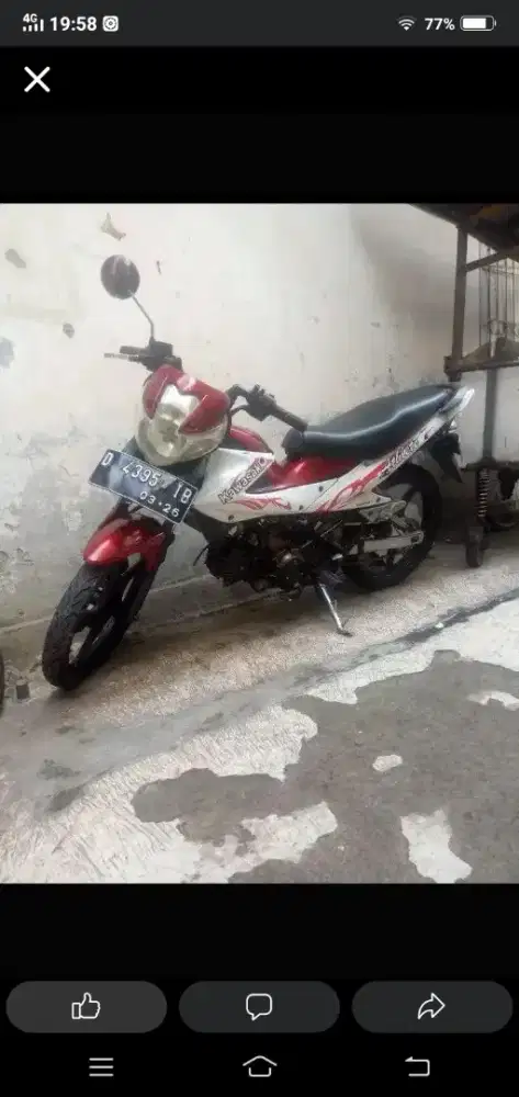Kawasaki Athlete 2011 merah putih