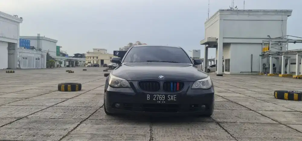 BMW 530i e60 2004 A/T istimewa km low rawatan BMW Sunroof Pjk panjang
