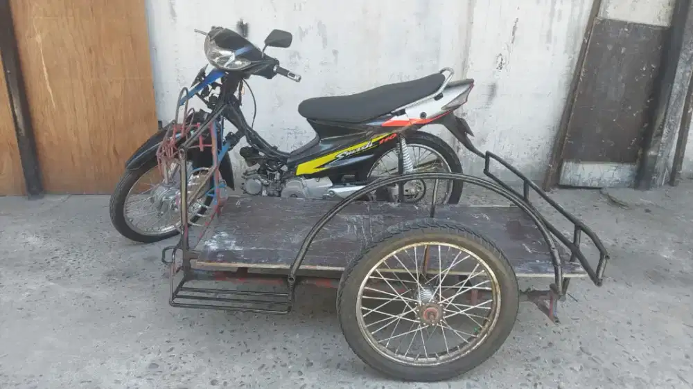 BECAK BARANG SUZUKI SMASH 2004