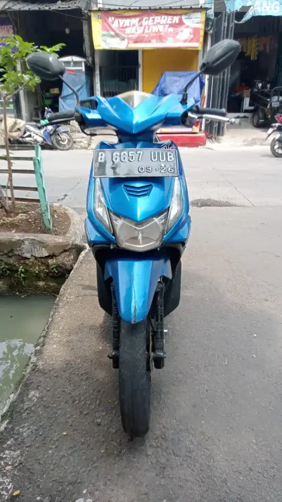 beat cw karbu 2011 mesin bagus body mulus ori