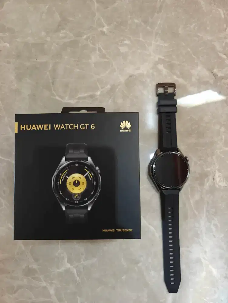 Dijual jam tangan Huawei GT 6