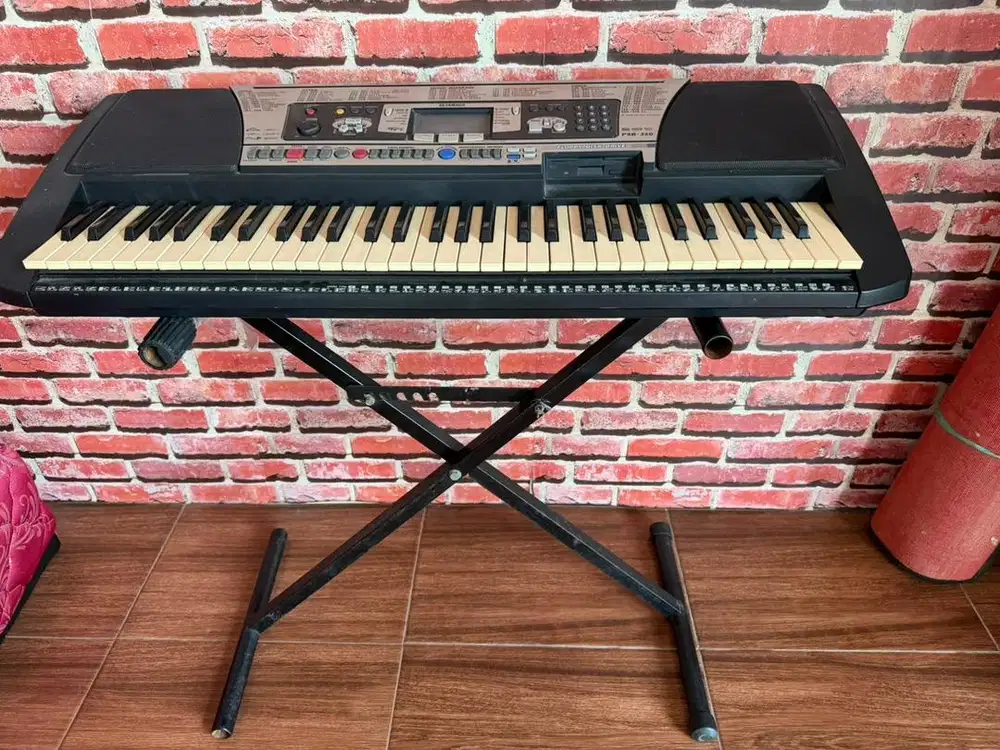Dijual murah  keyboard Yamaha psr 350