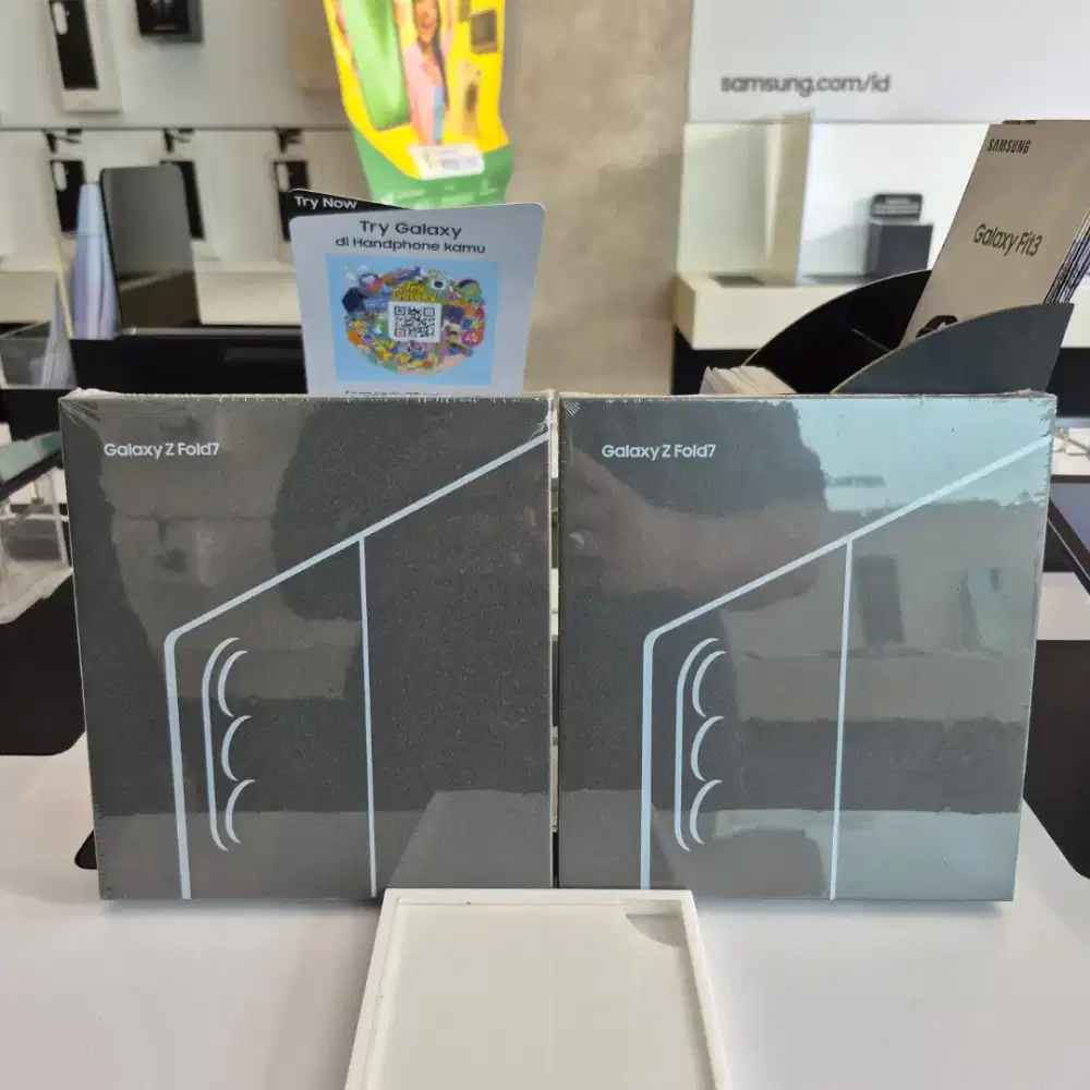 Termurah!!! Samsung Z Fold7 12/512GB garansi resmi 1 tahun