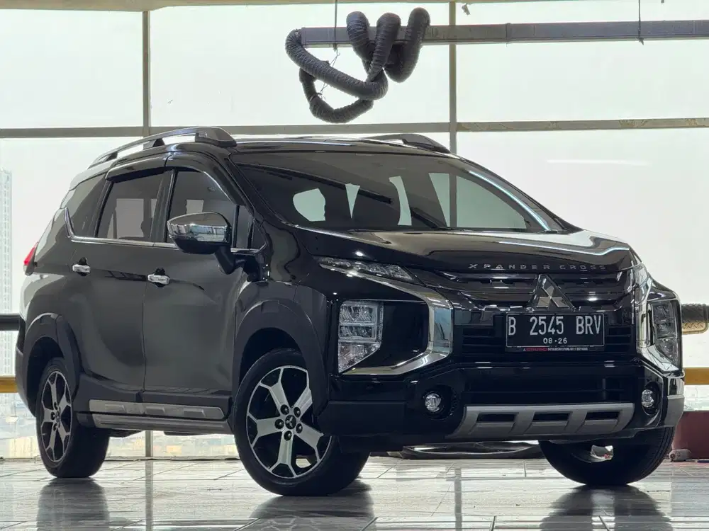 Low km!!! Mitsubishi Xpander cross premium package 2021