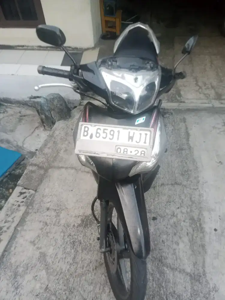 Supra x125 injeksi,,jual santai