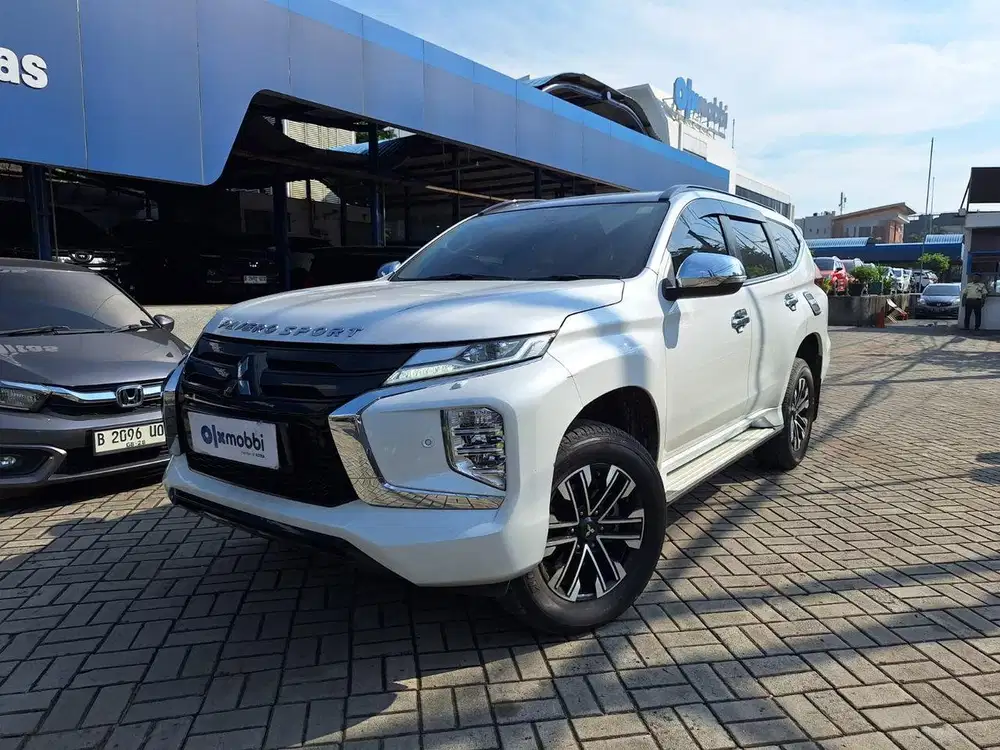 DP 1 JUTA Mitsubishi Pajero Sport 2.4 Dakar 4x2 Solar-AT 2022 Putih CS