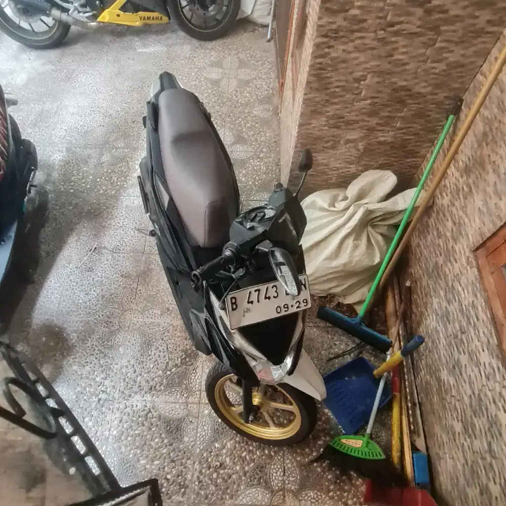 Honda beat 2018 hitam