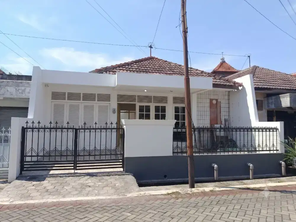 Rumah siap huni dan nyaman daerah Tanah Mas Semarang - 11471