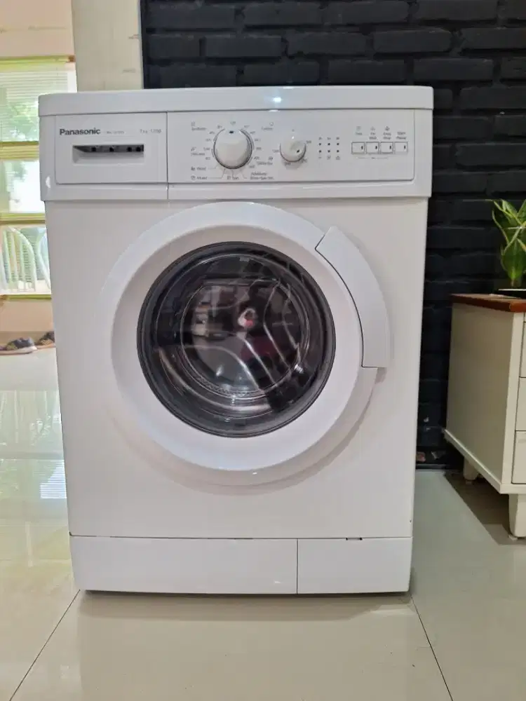 Mesin Cuci Panasonic Front Loading Kapasitas 7 Kg