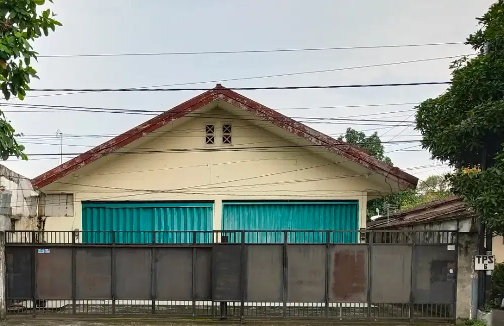 Di jual toko +rumah strategis di tengah kota mataram