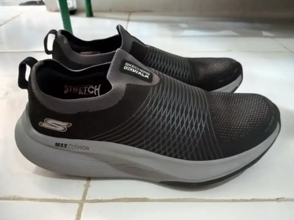 Skechers GoWalk