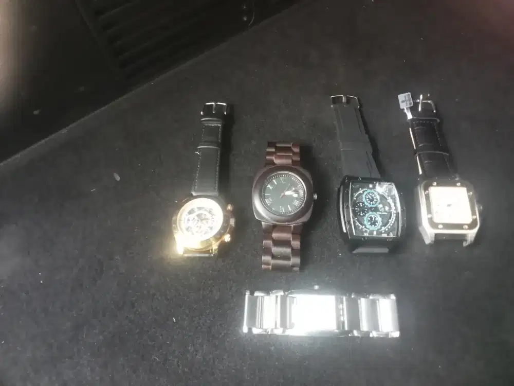 Jual jam koleksi borongan