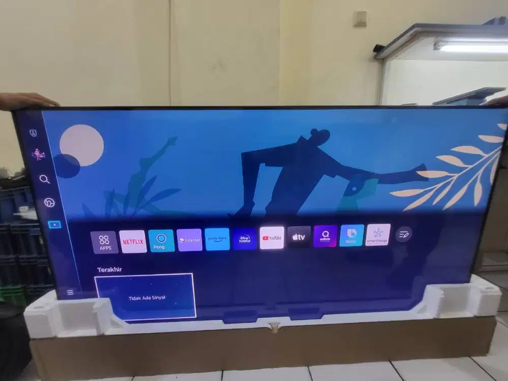 Samsung  Smart Tv 65 QLED Q60C Second Minus Lcd