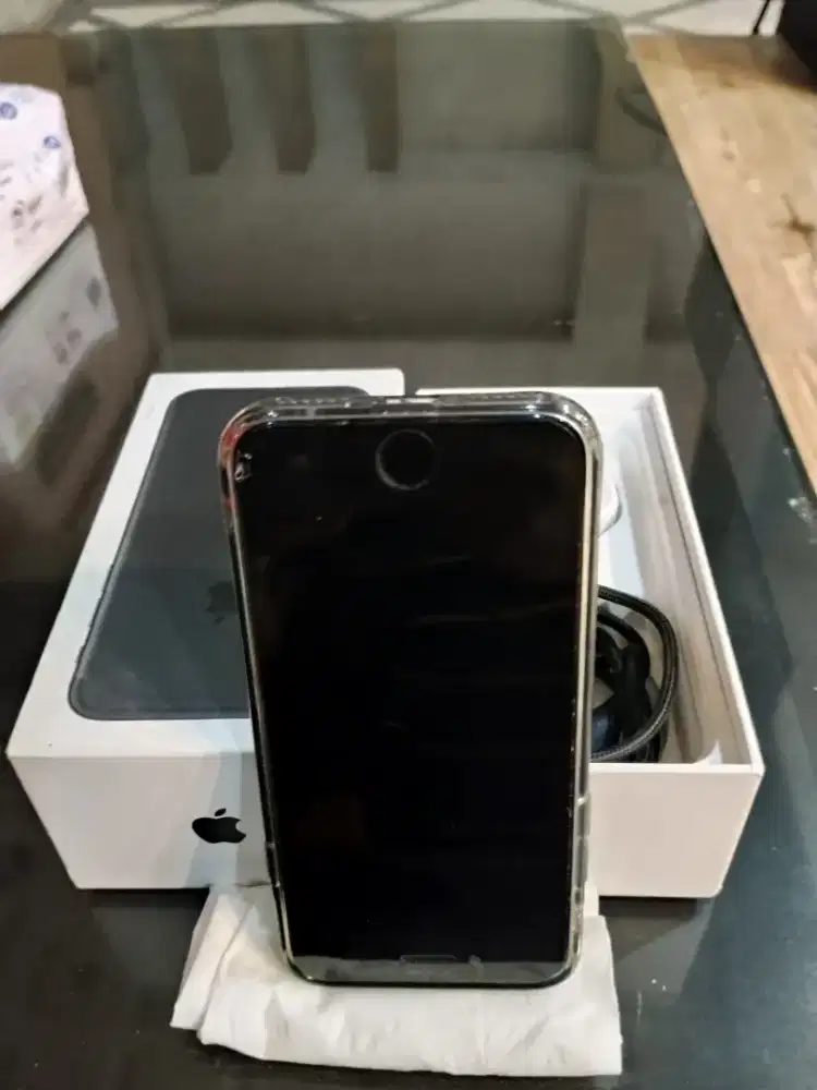 Iphone 7 128Gb lengkap kotak dan charger