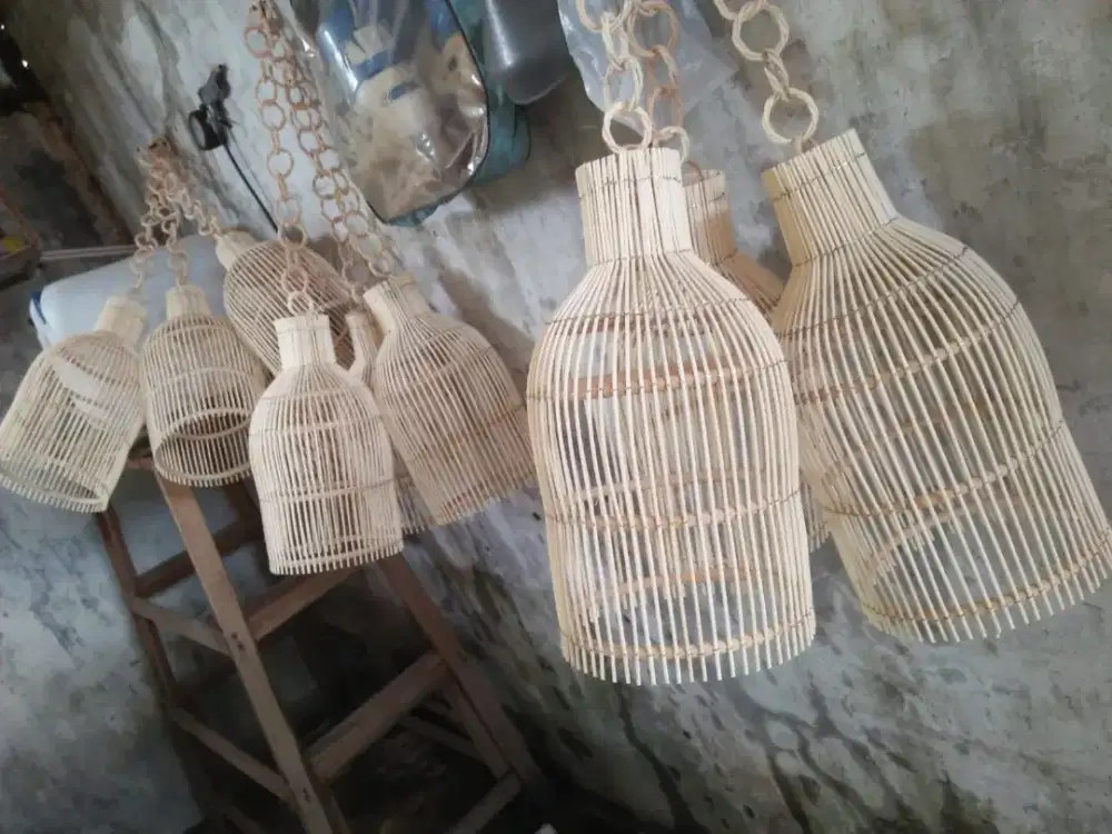 Kap Lampu rotan