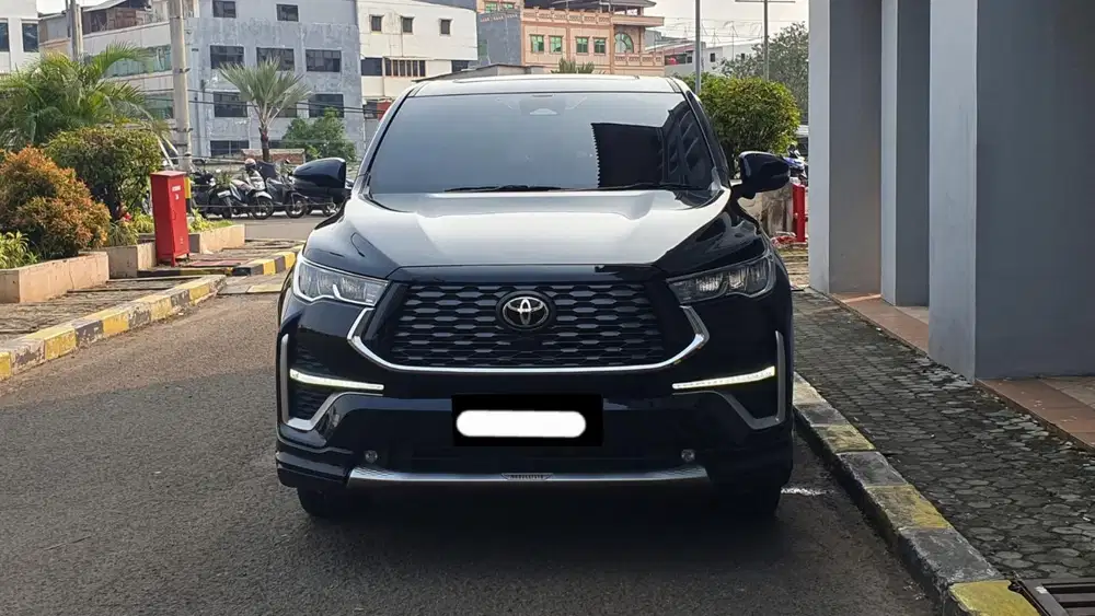 Km 7rb toyota kijang innova zenix q hybrid modelista tss 2025 hitam