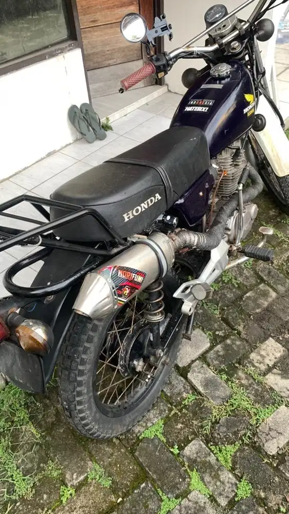 Honda XL (Megapro)