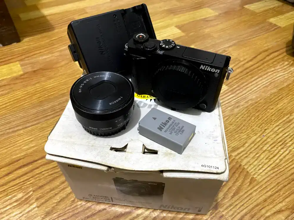 NIKON 1 J5 LENGKAP
