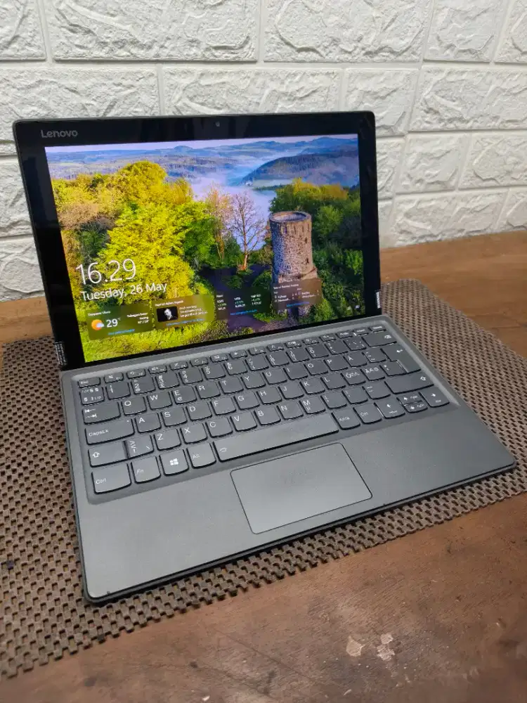 Lenovo MIIX 520 Laptop 2in1 Core i5 Gen-8 (8/256gb) Mulus NORMAL