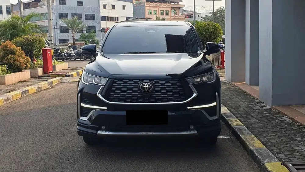 Toyota Kijang Innova Zenix Q Hybrid 2.0 Modelsta TSS RSE 2025 Like New