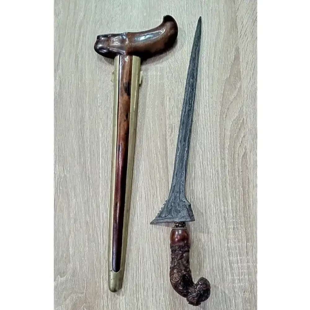 Keris sepuh jalak ngore pamor Wengkon isen - pusaka terawat