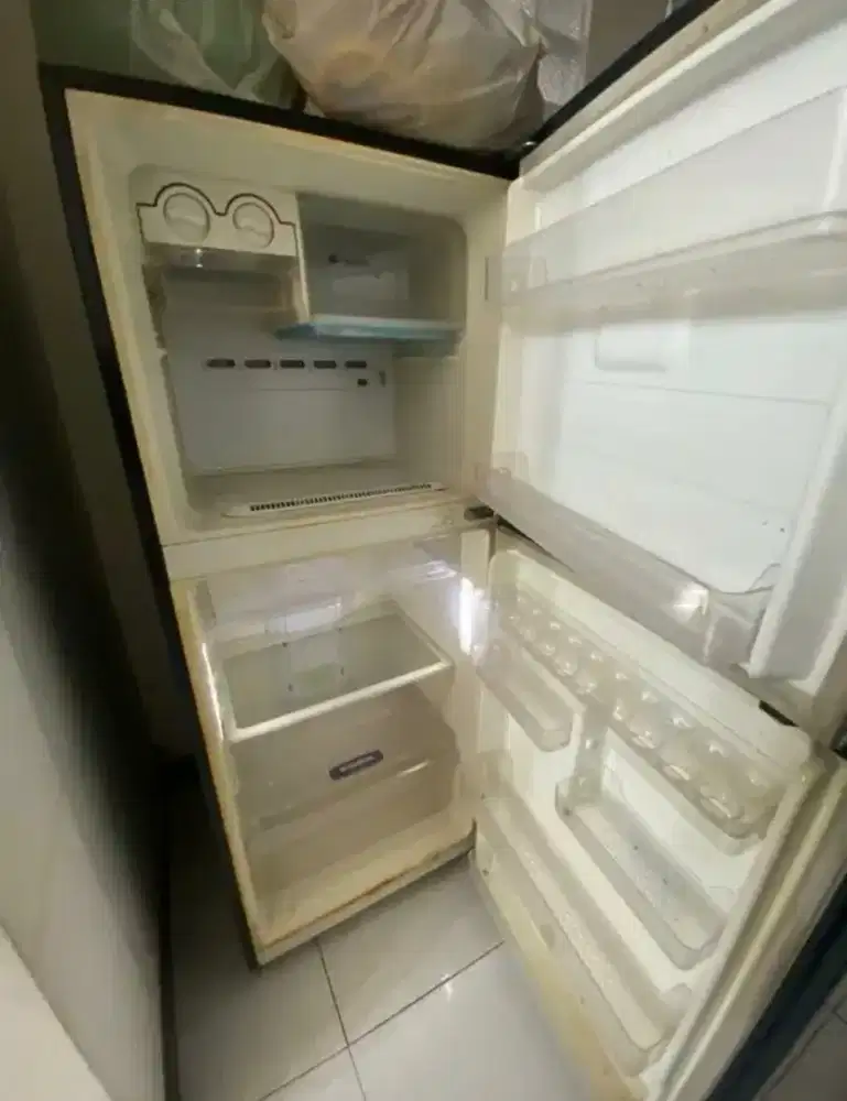 Kulkas samsung 2 pintu