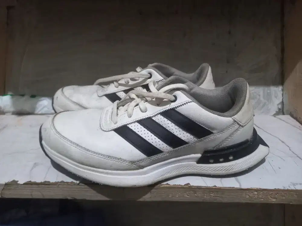 Sepatu adidas type s2g