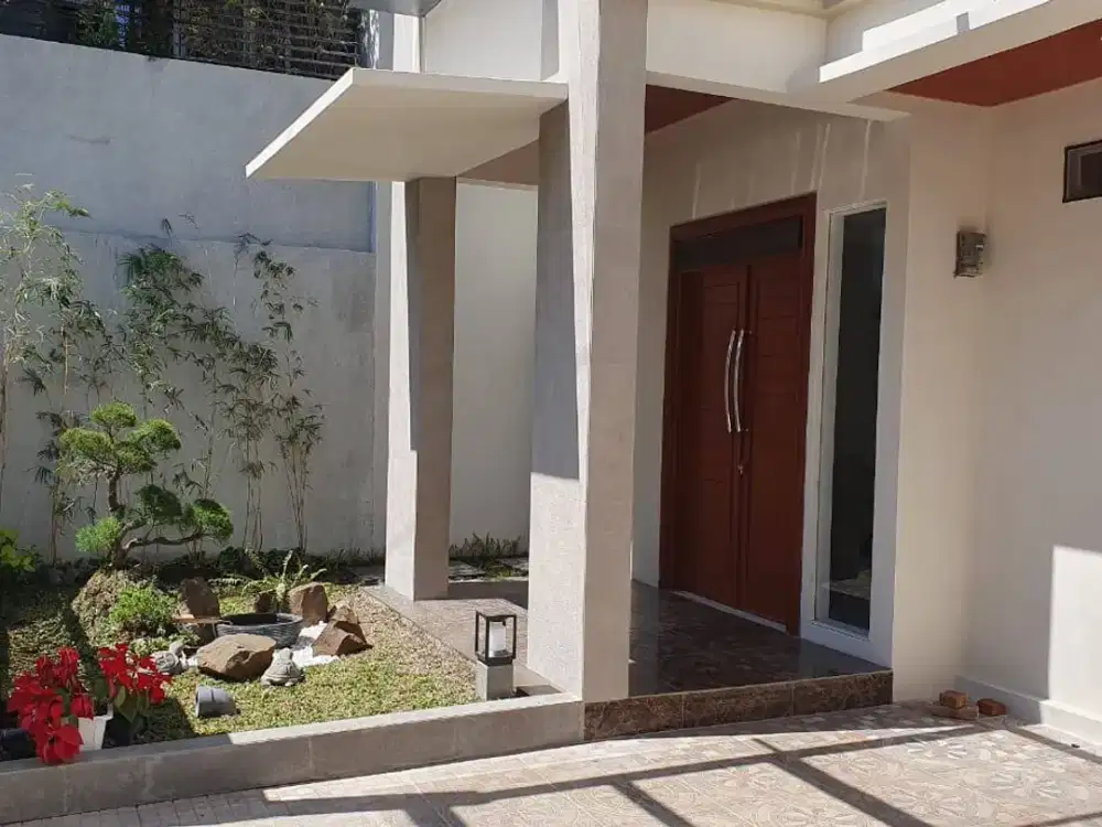 Rumah Bagus SHM di Area Batununggal