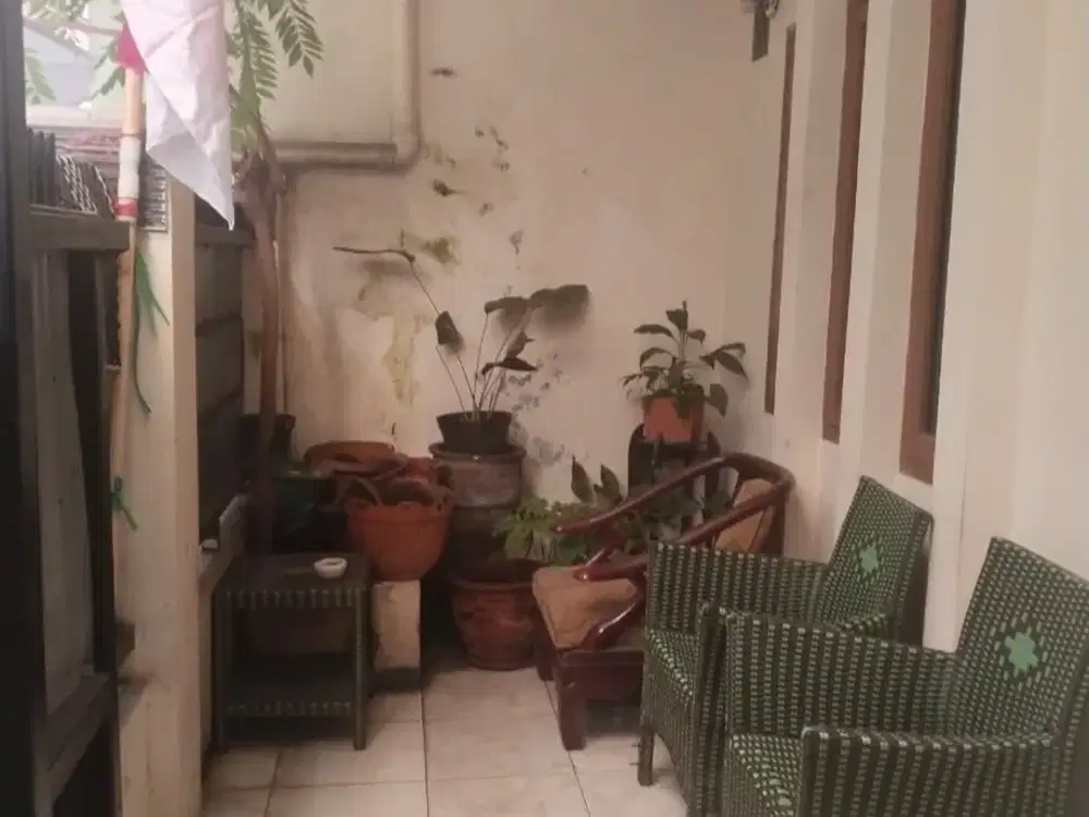 Rumah ideal bagi Anda yang mencari kenyamanan, lokasi strategis, dan nilai investasi sekaligus dalam satu properti. Kesempatan langka — lokasi seperti