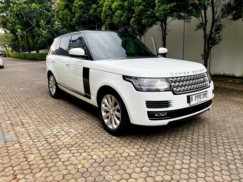 range rover VOGUE 3.0 bagus sekali