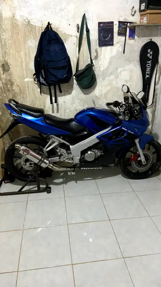 Dijual Honda CBR150 Thailand