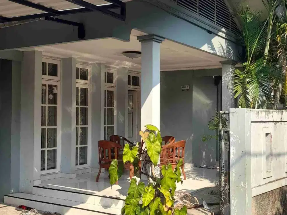 Rumah Dijual 2 Lantai 1000 Meter di Rengas Ciputat Timur Dekat BINTARO Sektor 2 dan Stasiun Pondok Ranji Tangerang Selatan