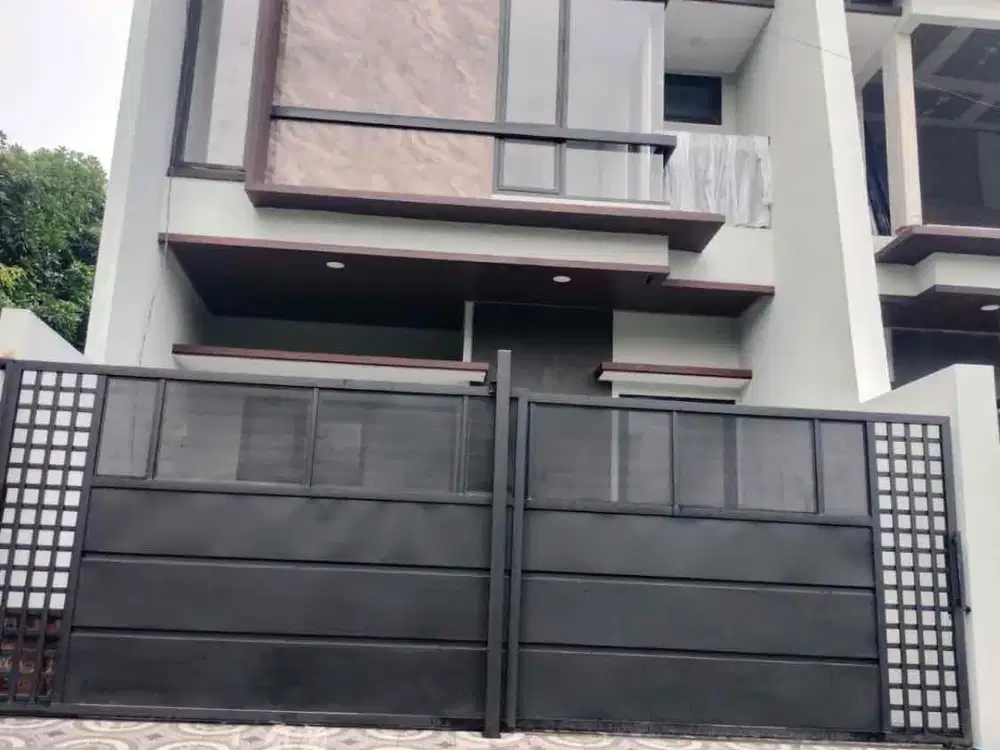 Rumah Baru di Manukan Surabaya Barat