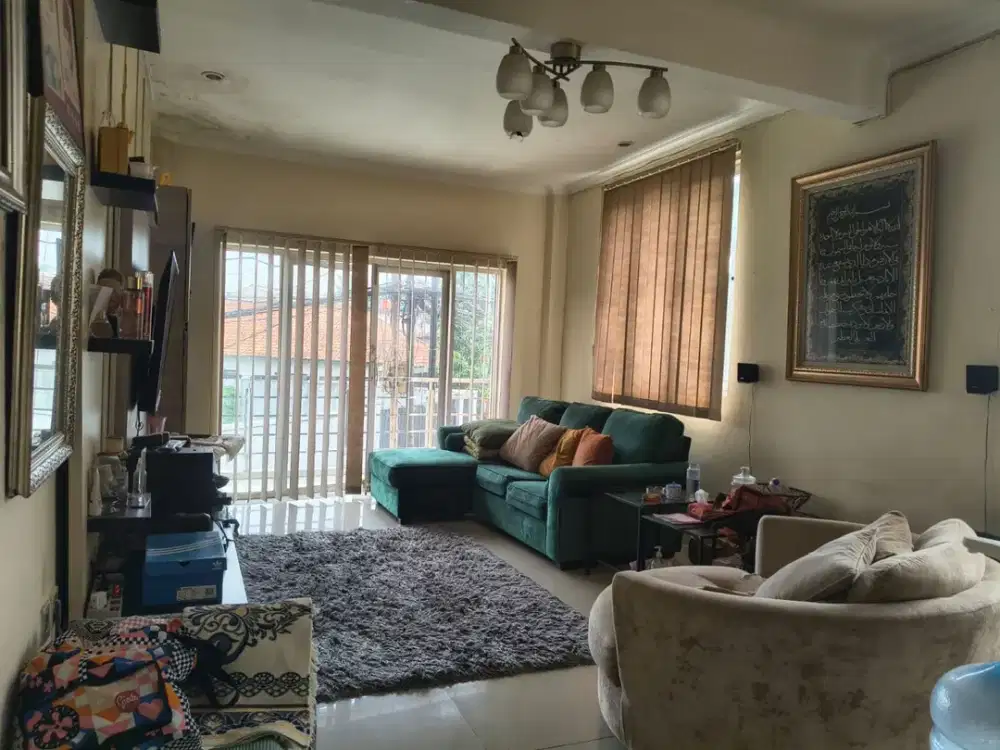 Rumah Murah Terawat Strategis di Cisitu Sayap Dago Bandung