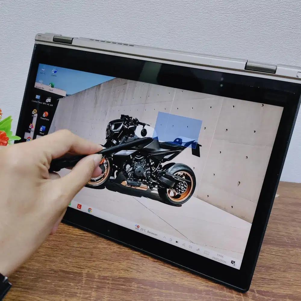Lenovo thinkpad L380 Yoga Intel Core i5 Ram 8 GB SSD 256Gb flip