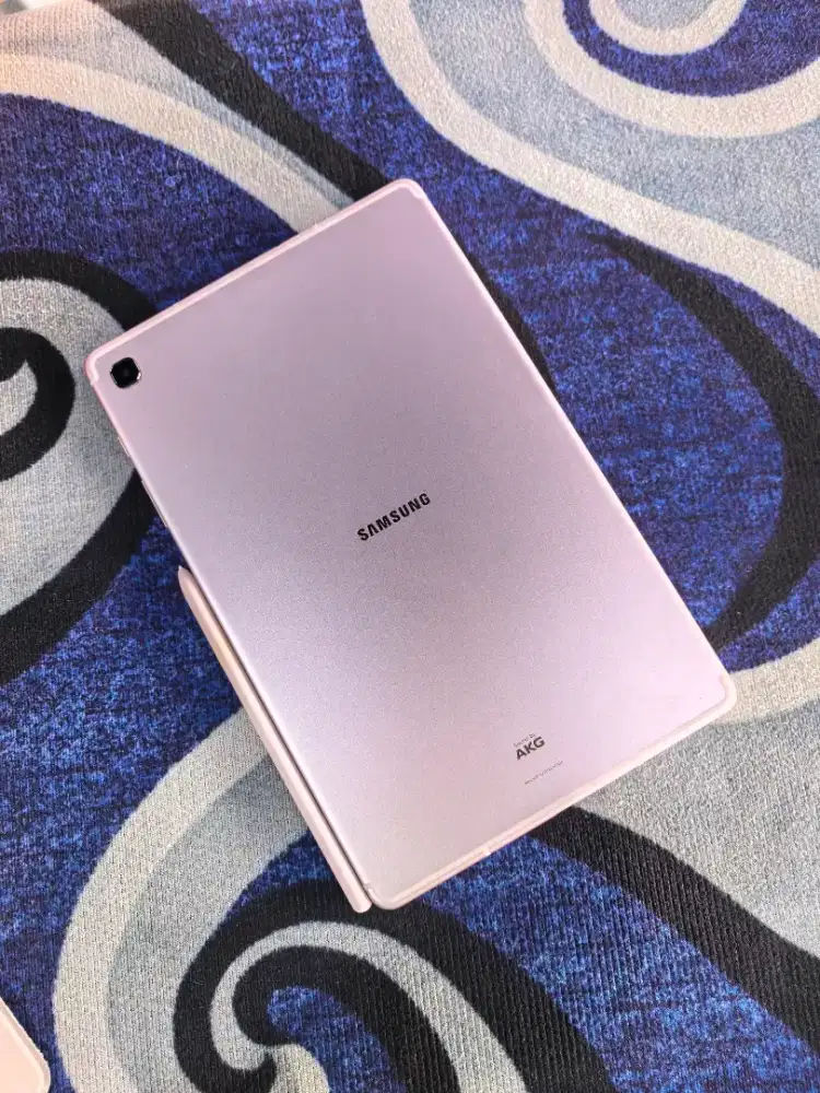 Samsung Galaxy Tab S6 lite bisa kartu