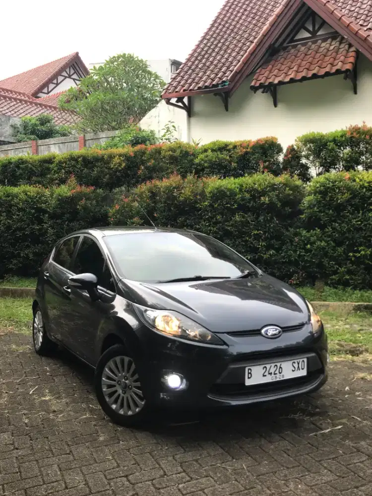(Cash/Credit Syari'ah) Low KM Ford Fiesta Trend 1.4 Antik Full Ori!!!