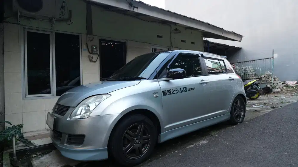 Suzuki Swift 2009 Bensin