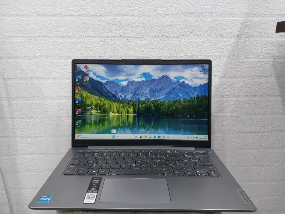LENOVO IDEAPED slim 3i/Intel Core i3/Ram 8 GB/SSD 256 GB GARANSI ON